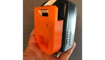 Настенное крепление для аккумулятора Makita 18 В.