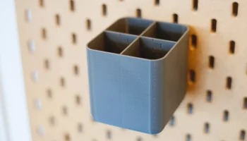 Перфорированные чашки Ikea Skadis (режим вазы)... 1