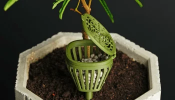 Корзина для удобрений с крышкой 7