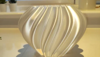 Wave vase 1