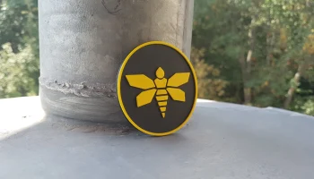 Магнит с логотипом Breaking Bad Golden Moth 2