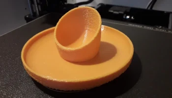 Яичная чашка с блюдом