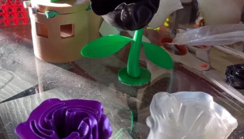 Штамб для модной розы ваза