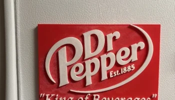 Вывеска Dr. Pepper "Король напитков"