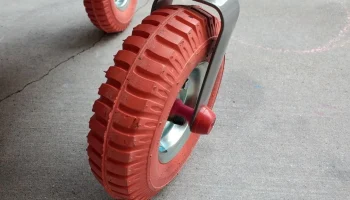 Адаптер для шины Radio Flyer 3 в 1 EZ Fold Wagon 8 дюймов 1