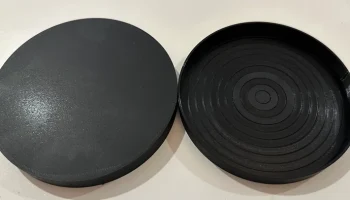 Простой круглый футляр для кольца размером 110 x 10 мм 1