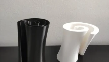Curve vase