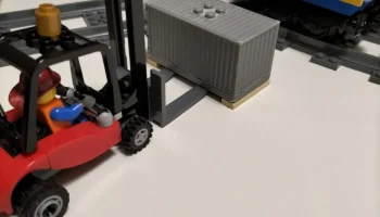 Кирпичный транспортный контейнер 8x4... 3