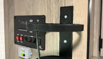 Держатель контейнера DampRid 1