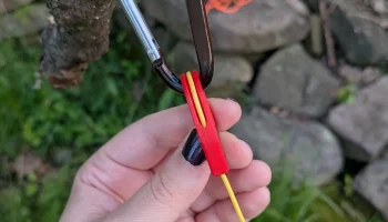 Проволочный наконечник - 22AWG, обжимаемый.................. 1