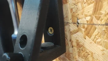 Зарядное устройство Makita DC10SA и настенное крепление ... 3