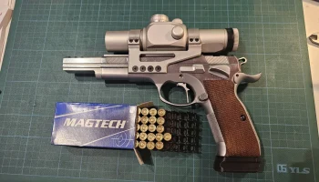 Удлинитель 17+2 для Tanfoglio, CZ и аналогичных 9 мм.......