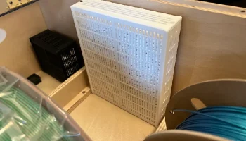 Большой высокий прямоугольный контейнер для осушителя с в... 1