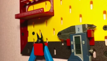 Коллекция держателей и полок для инструментов IKEA Sk&aring;dis 8