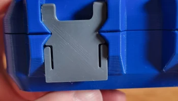 Универсальные коробки на защелках 3