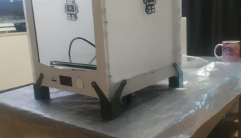 Ultimaker 2+ (расширенный) - высокие ножки для установки ... 1