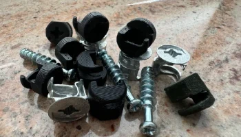 Соединитель кулачкового замка