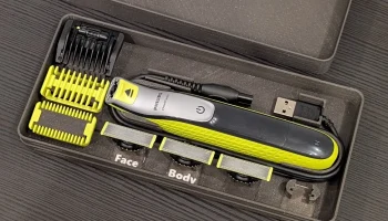 Футляр для Philips OneBlade Face + Body Футляр для Philips OneBlade Face + Body