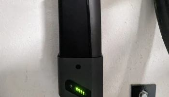 Настенное крепление для аккумулятора Bosch Powerpack 500...