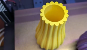 Modern Pillar Vase - Easy & Flexible Print 3