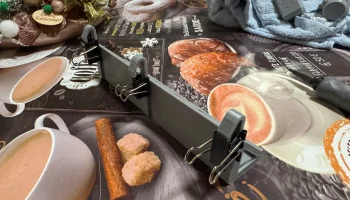 Подставка для аквариума и корма для рыбок... 1