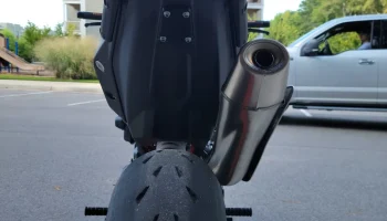 Duke 890 Блокировка заднего фонаря 3