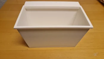 Коробка для кухни/столовых приборов, помещающаяся в ящики