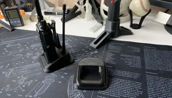 Подставка Baofeng UV-82 9