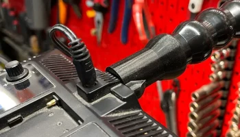 От 3/4" Loc-Line до 1/4"-20 для светодиодной видеолампы ... 1