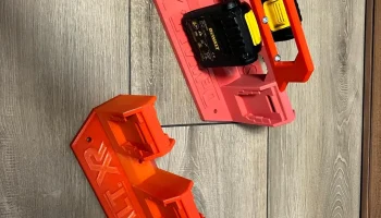 держатель батареи DeWalt 3