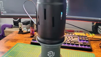 Держатель Amotion Roam для защитной сетки 1