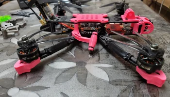 Антенный держатель Flywoo Mr.Croc 7 55 градусов... 2