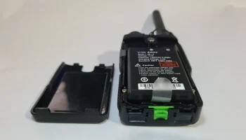 Батарейный замок Baofeng UV 3R 2