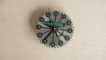 Часы с пильным полотном Festool Upcycling 4