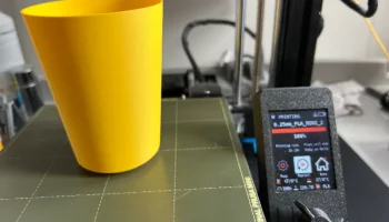 Витая ваза с разрезом 3