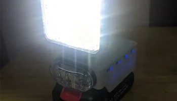 Makita Аккумулятор 5 В USB QC3 Светодиодный прожектор XT... 2