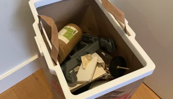 Hands-Free Paper Bag Holder