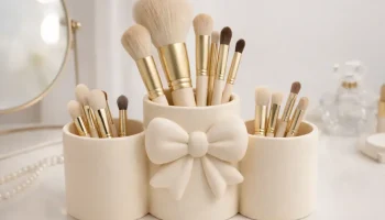 Подставка для косметичекских кистей 0