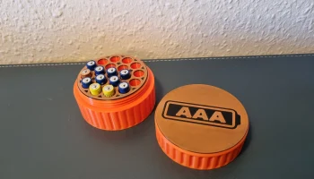 Хранение батареек ААА