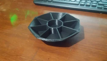 Магнитная тарелка для деталей
