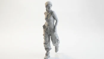 Фигурка девушки в брюках-карго, женский персонаж, 3D-печать 1