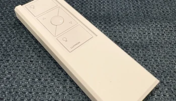 Держатель дистанционного управления Lutron Pico 1