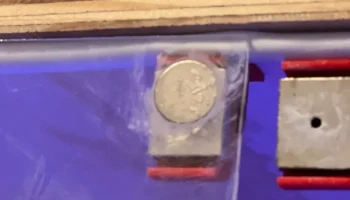 Магнитный держатель для корпуса 3D-принтера...... 1