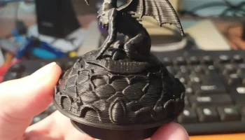 Tea container with dragon 2
