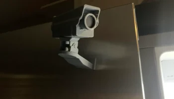 Магнит на холодильник с камерой