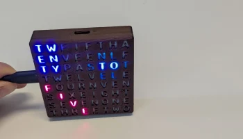 Word clock 8x8 - многоязычный (EN, DE, ES) - полностью н... 5
