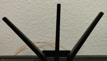Держатель антенны Wi-Fi 1