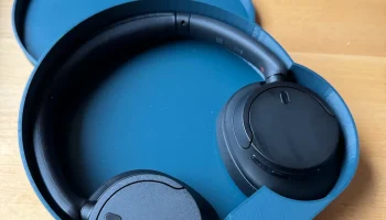 Чехол для беспроводных наушников Sony WH-CH720N