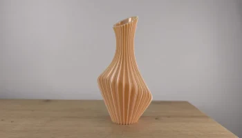 vase 1