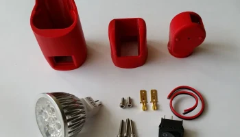 Переносная лампа Milwaukee M12 с регулируемым углом головы 9